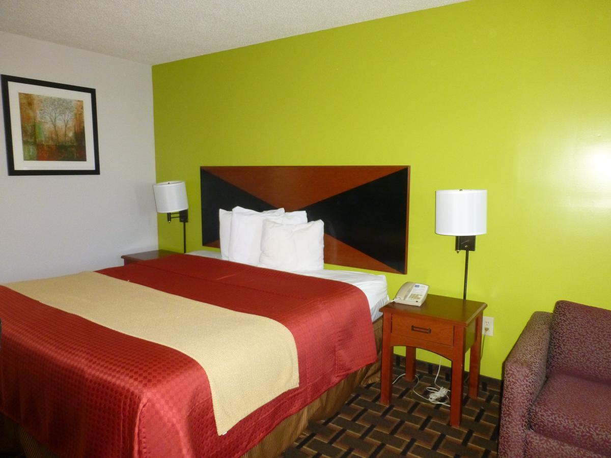 Coach Inn - Summerville Extérieur photo