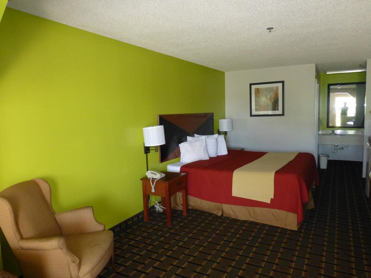 Coach Inn - Summerville Extérieur photo
