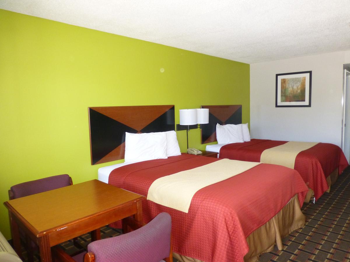 Coach Inn - Summerville Extérieur photo