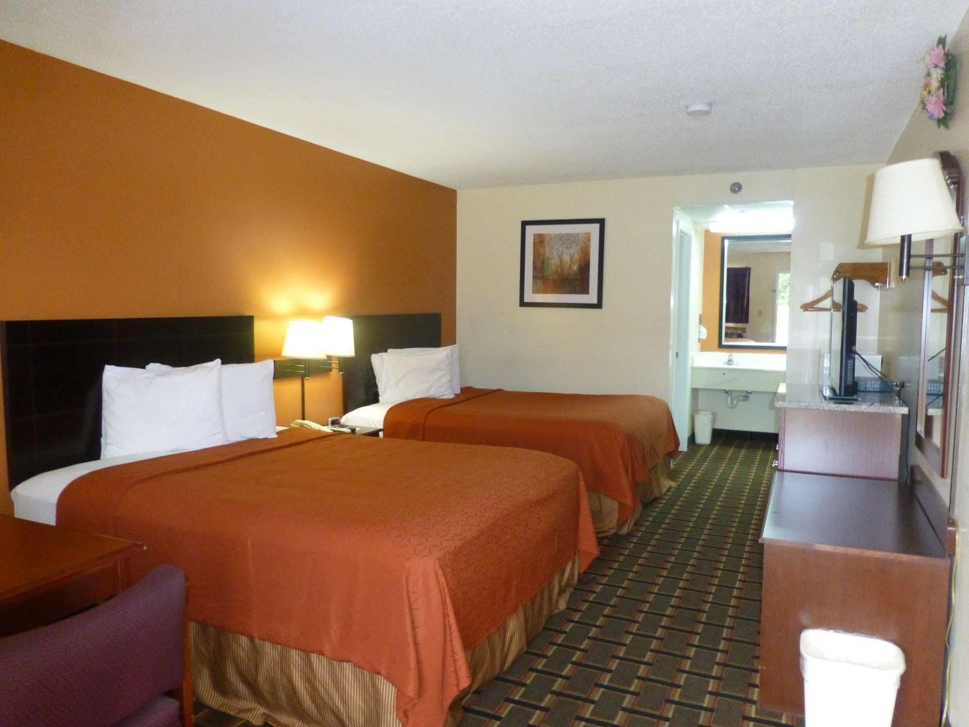 Coach Inn - Summerville Extérieur photo