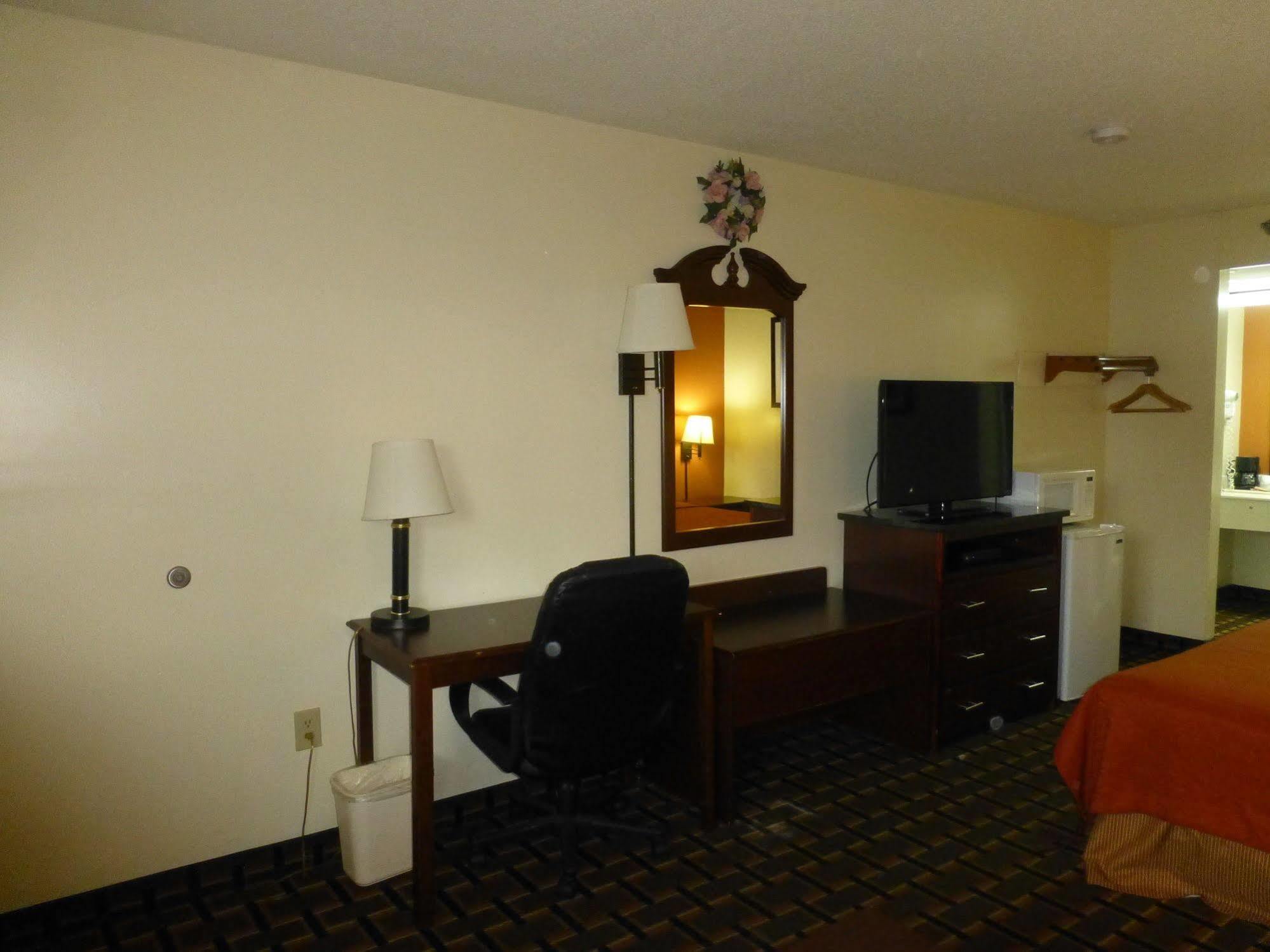 Coach Inn - Summerville Extérieur photo